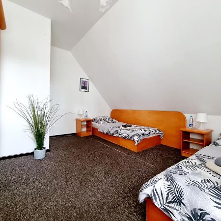 Hostel Primax Poznan Bagian luar foto