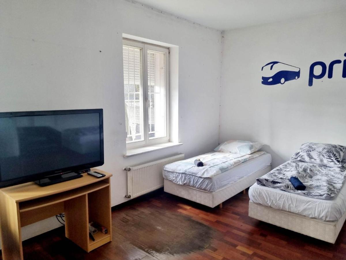 Hostel Primax Poznan Bagian luar foto